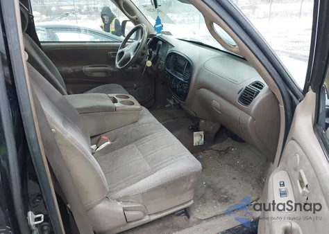 2001 Toyota Tundra Sr5 V8 z USA, uszkodzony, nr VIN 5TBRT34171S135065